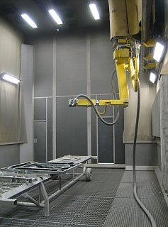The Blastman B10S is a wall-mounted- blasting robot. The frame of the robot moves the telescope and robot arm in the longitudinal direction of the blast room on rails,which are fixed on the walls. The telescope moves the robot arm vertically on the frame. The robot arm directs and moves the blasting nozzles. The Blastman B10S robot typically consists of seven (7) robot axes.